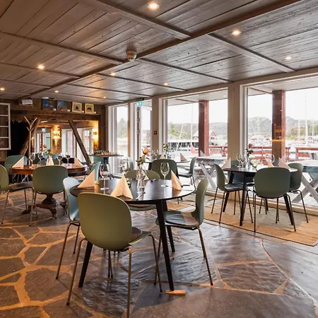 Kuringen Brygge And Restaurant Hotel