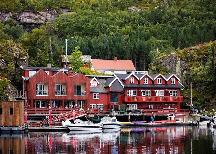Kuringen Brygge And Restaurant فندق Refsnes