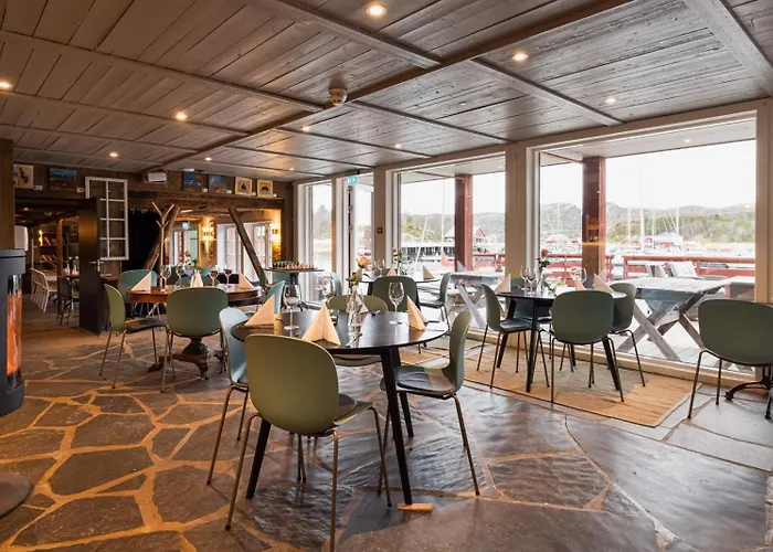 Kuringen Brygge And Restaurant فندق